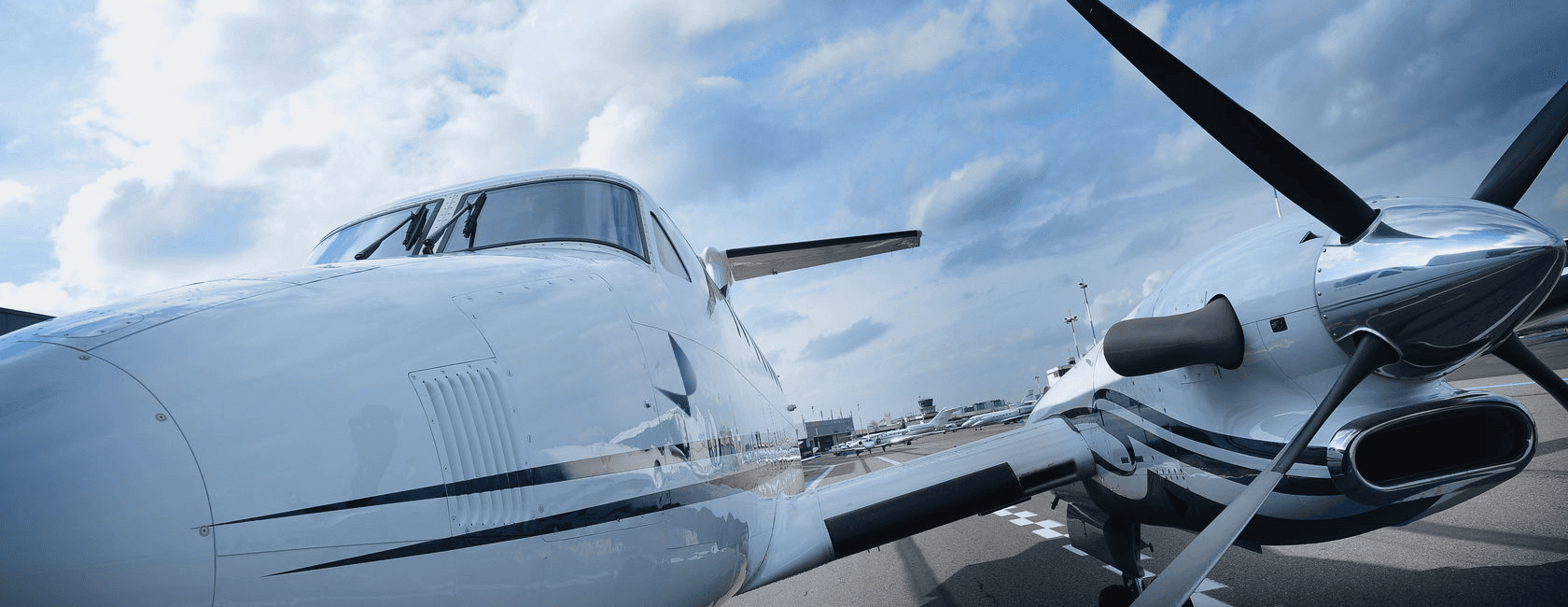 Beechcraft King Air 200 - Image 1